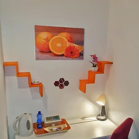 بيت ضيافة A Un Passo Dal Centro